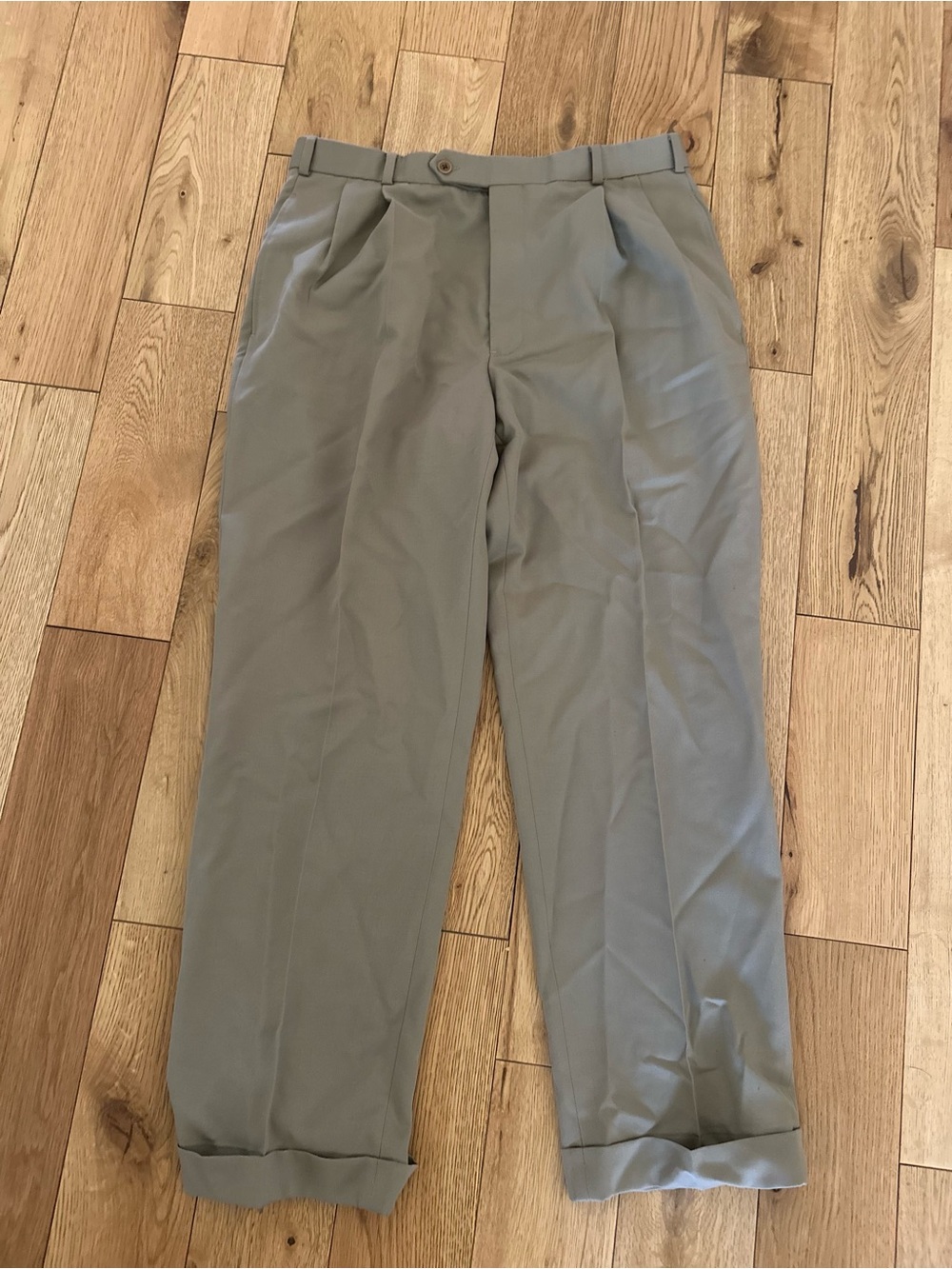 Brooks Brothers 346 khaki slacks
